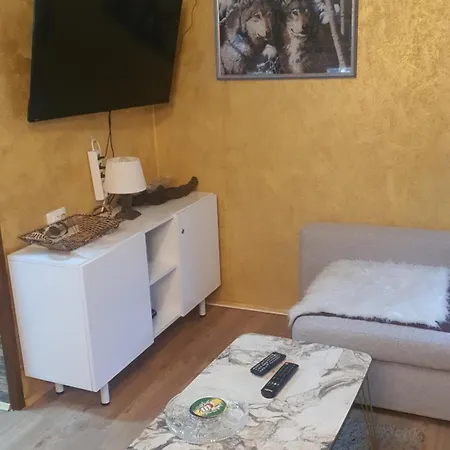 木屋 Zlatiborska Brvnara Mountain House Reba
